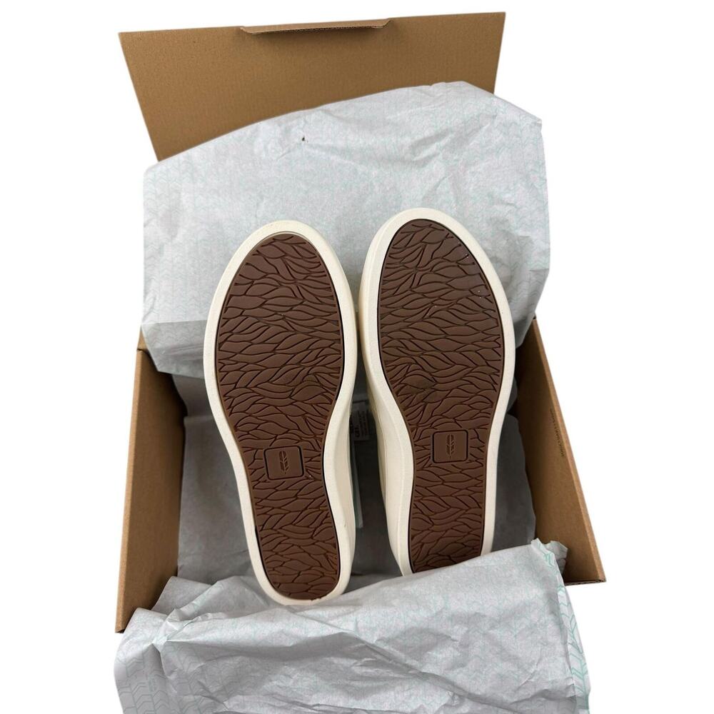 Waco Shoe Company REVITALIGN Women's Sparrow Sneaker,‎ Cream, 9.5 Wide - Picture 3 of 8